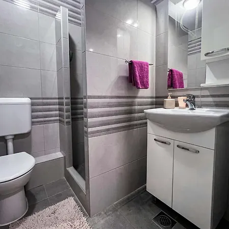 Royal 3 Doboj