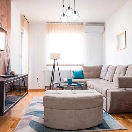 Royal 3 Apartment Doboj